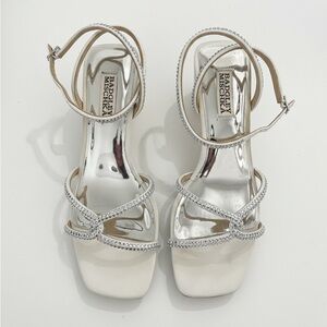 BADGLEY MISCHKA Brisa Women's Silver and White Strappy Heels